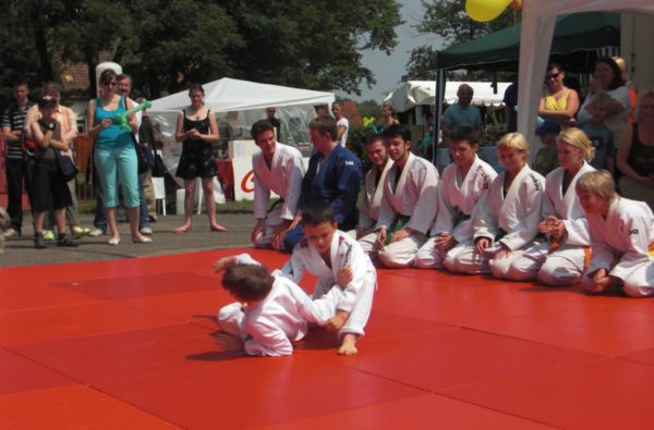 Judovorführung bei dem Feuerwehrjubiläum Wartenberg 2009